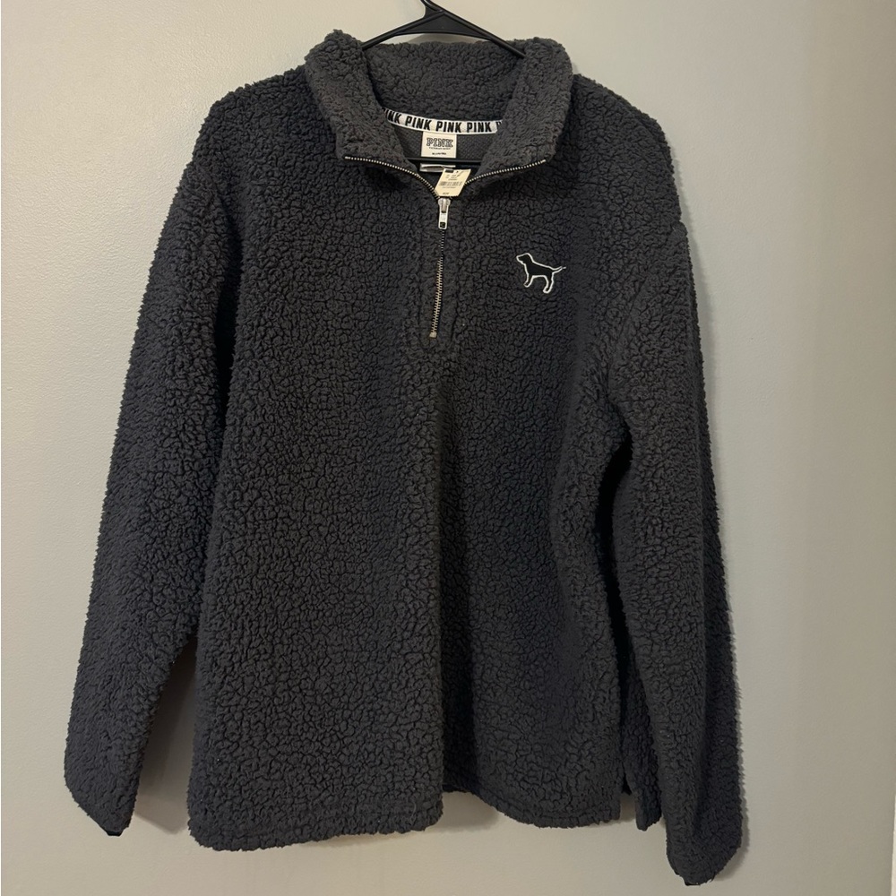 VS PINK Sherpa sweatshirt